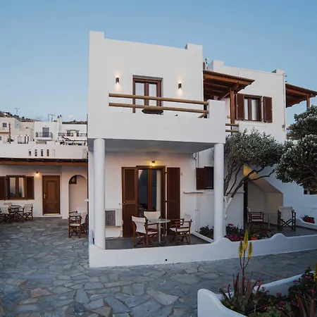 Lejlighedshotel Petros & Naxos City