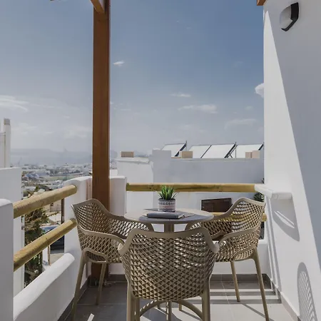 Lejlighedshotel Petros &