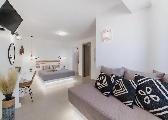 Petros & Апарт-отель Naxos City