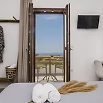 Petros & Aparthotel