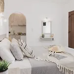 Aparthotel Petros & 4*