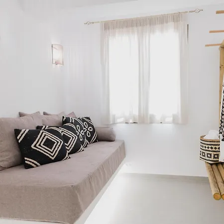 Petros & Aparthotel