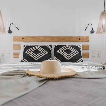 Aparthotel Petros & 2*