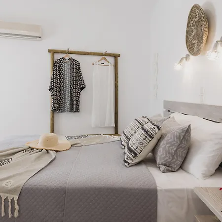 Petros & Ξενοδοχείο με διαμερίσματα 3*