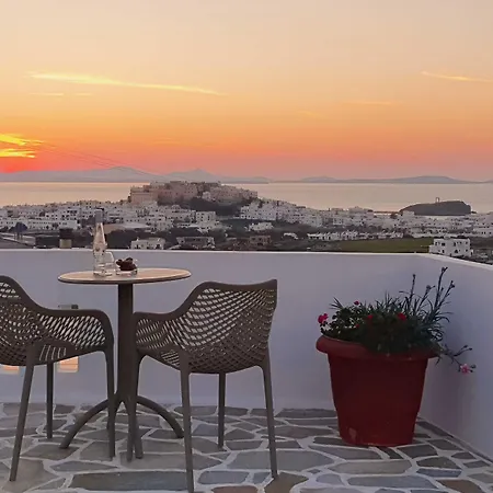 Petros & Aparthotel Naxos City