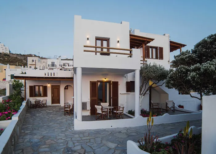 Aparthotel Petros & Naxos City